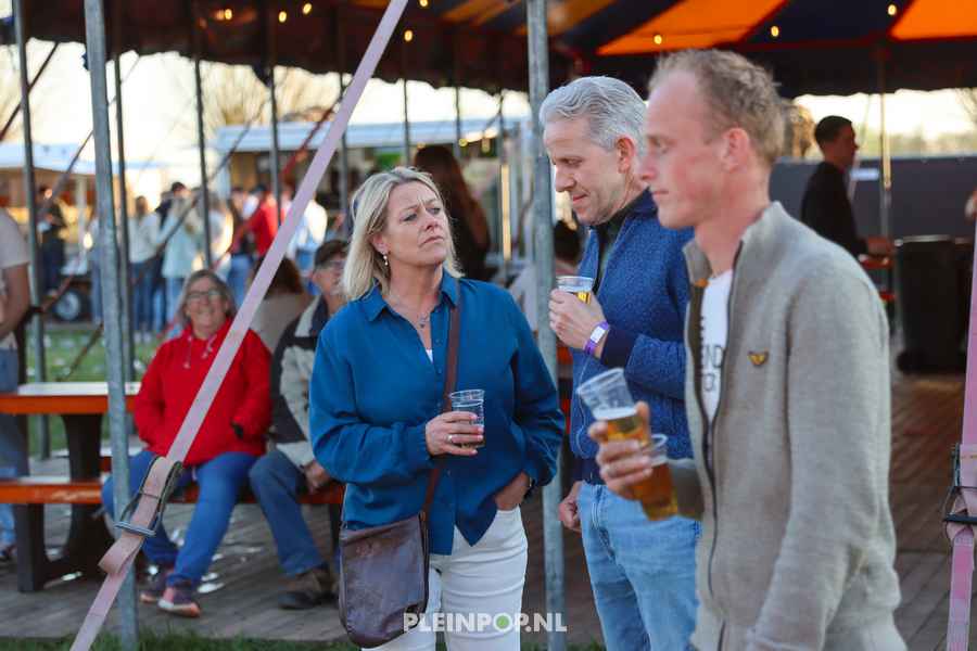 Sfeer Pleinpop Zondag (101)